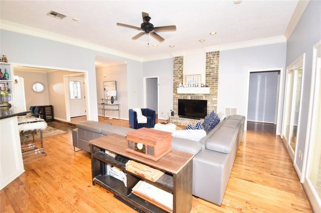 2515 Glenn Lakes Lane, Missouri City, TX 77459