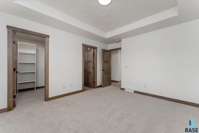 1008 Birch St Street, Harrisburg, SD 57032