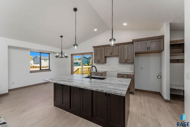 1008 Birch St Street, Harrisburg, SD 57032