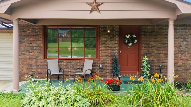 27 Poplar Lane, Morehead, KY 40351