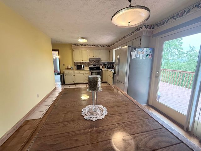 27 Poplar Lane, Morehead, KY 40351