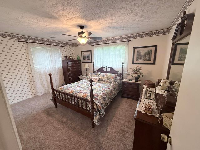 27 Poplar Lane, Morehead, KY 40351