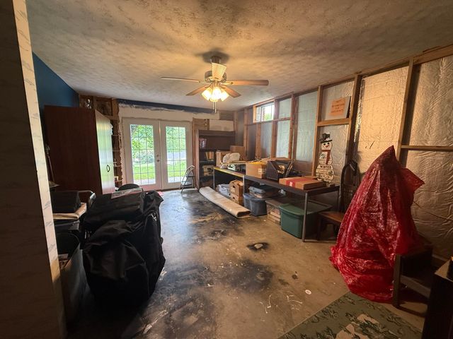 27 Poplar Lane, Morehead, KY 40351