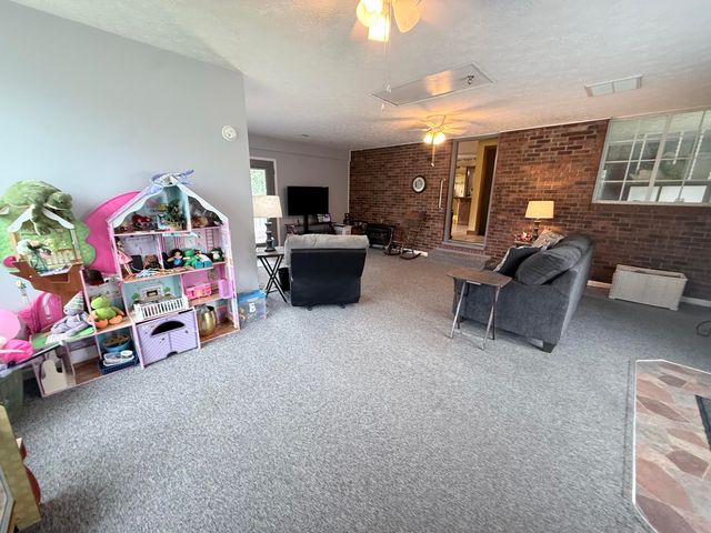 27 Poplar Lane, Morehead, KY 40351