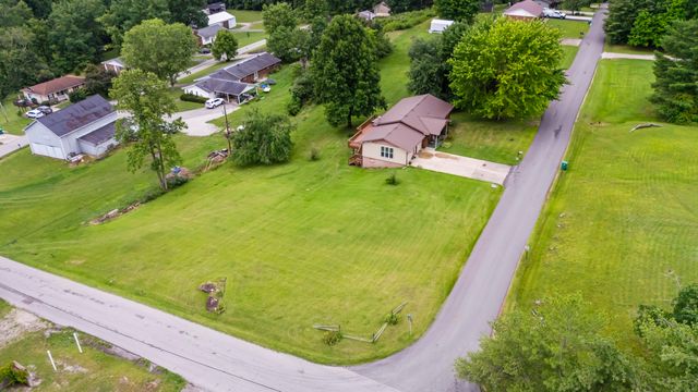 27 Poplar Lane, Morehead, KY 40351