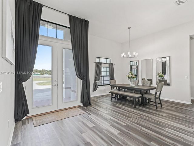7041 NE 22nd Court Rd, Ocala, FL 34479