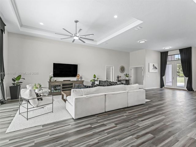 7041 NE 22nd Court Rd, Ocala, FL 34479