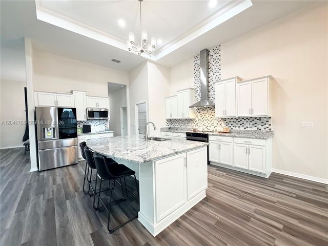 7041 NE 22nd Court Rd, Ocala, FL 34479