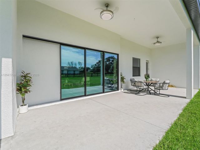 7041 NE 22nd Court Rd, Ocala, FL 34479