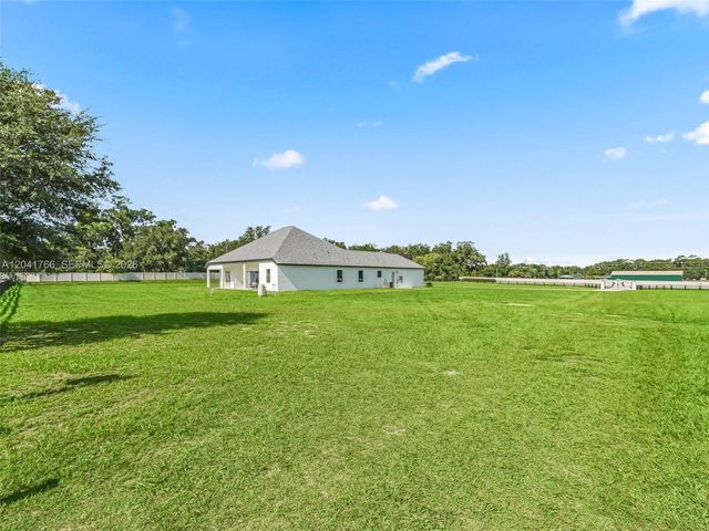 7041 NE 22nd Court Rd, Ocala, FL 34479