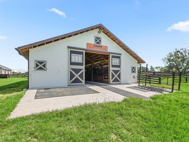 7041 NE 22nd Court Rd, Ocala, FL 34479