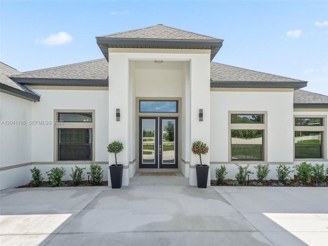 7041 NE 22nd Court Rd, Ocala, FL 34479