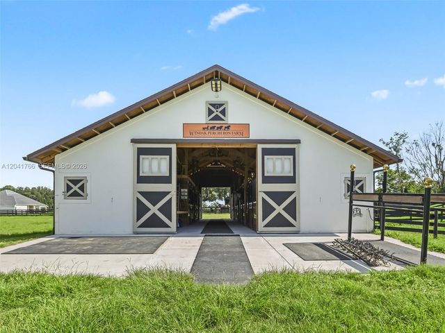 7041 NE 22nd Court Rd, Ocala, FL 34479