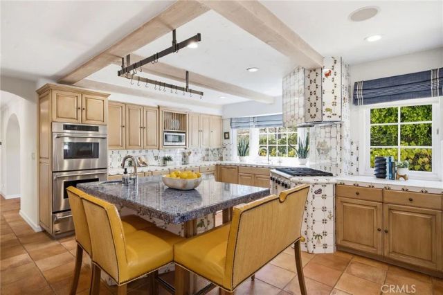 3321 Via Palomino, Palos Verdes Estates, CA 90274
