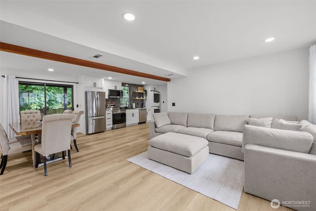 16031 SE 167th Place, Renton, WA 98058