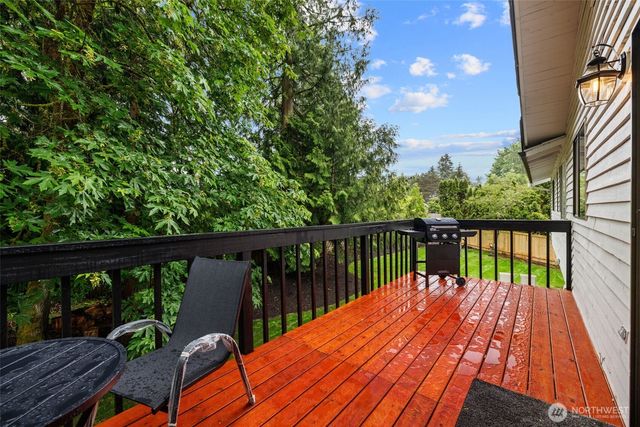 16031 SE 167th Place, Renton, WA 98058