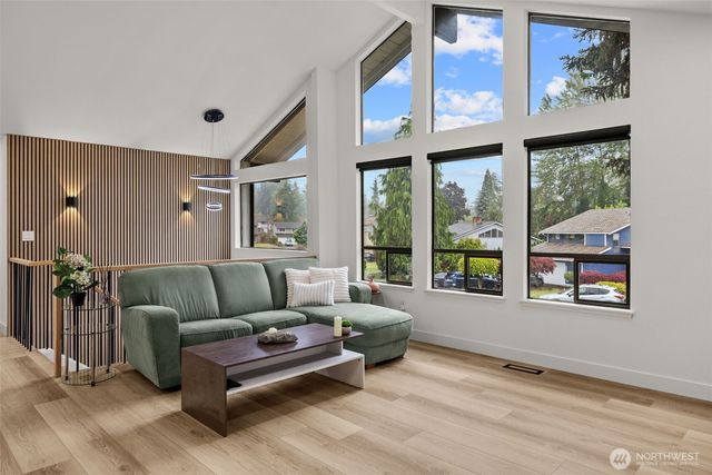 16031 SE 167th Place, Renton, WA 98058