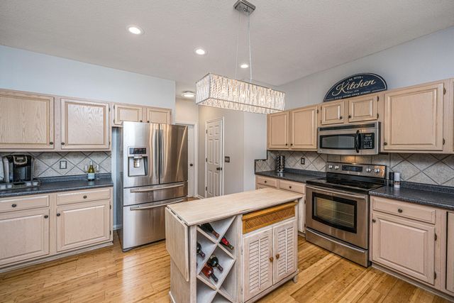 180 Historic Drive, Mount Pleasant, SC 29464