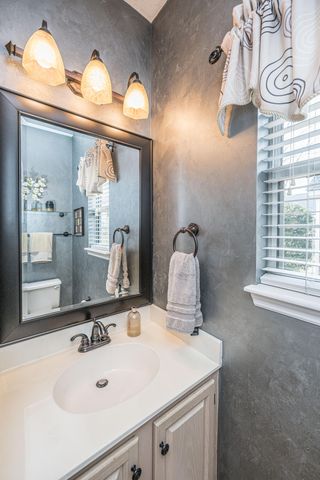 180 Historic Drive, Mount Pleasant, SC 29464