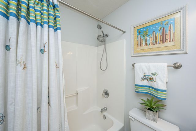 180 Historic Drive, Mount Pleasant, SC 29464