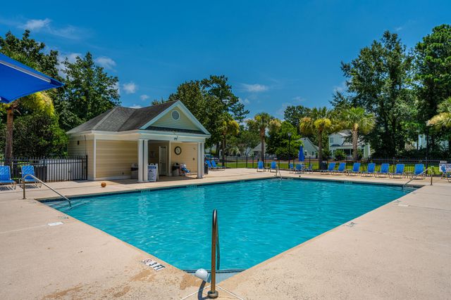 180 Historic Drive, Mount Pleasant, SC 29464