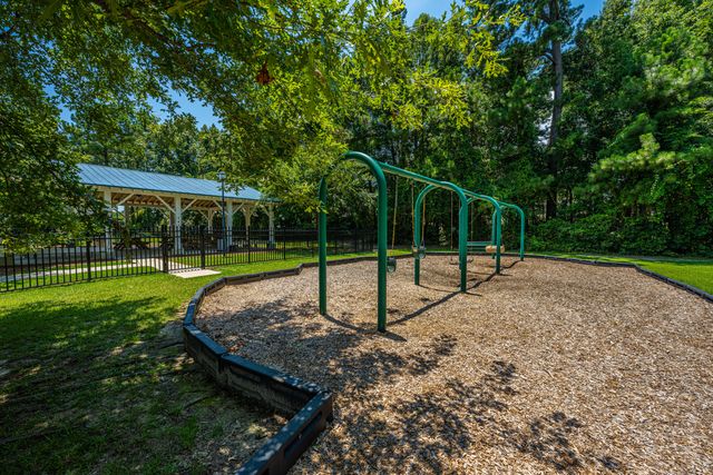 180 Historic Drive, Mount Pleasant, SC 29464