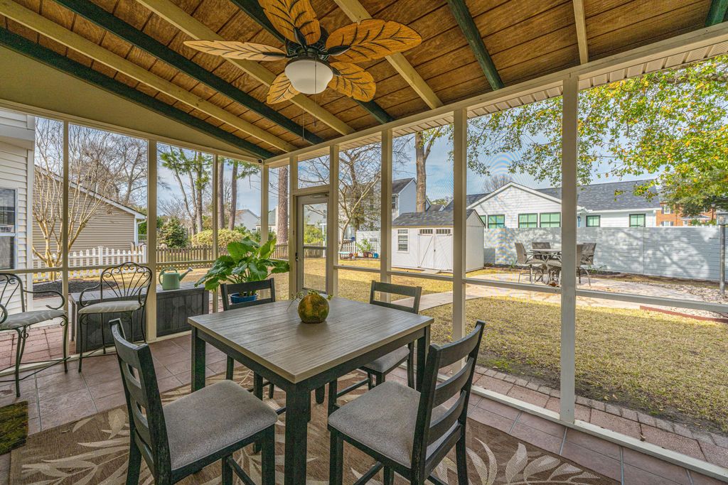 Image 36 of property listing at 180 Historic Drive, Mount Pleasant, SC 29464