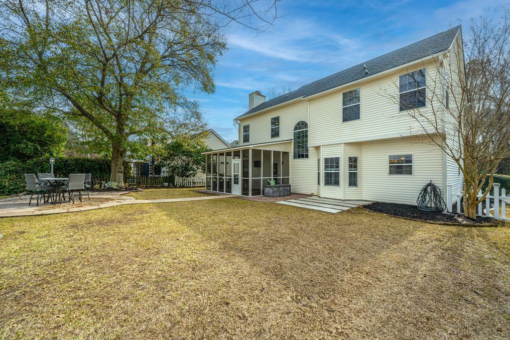 Image 42 of property listing at 180 Historic Drive, Mount Pleasant, SC 29464