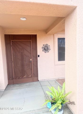 1434 W Hidden Crest Court, Green Valley, AZ 85622