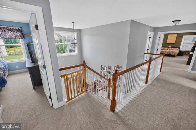 2009 WOODBRIDGE LN, Pennsburg, PA 18073