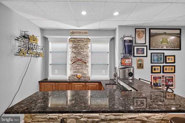 2009 WOODBRIDGE LN, Pennsburg, PA 18073