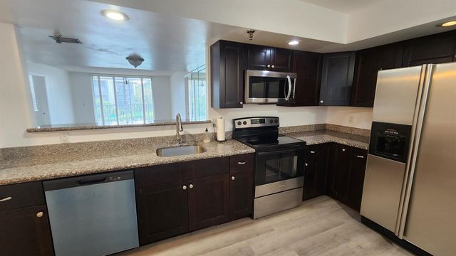 6500 NW 2nd Avenue 311, Boca Raton, FL 33487