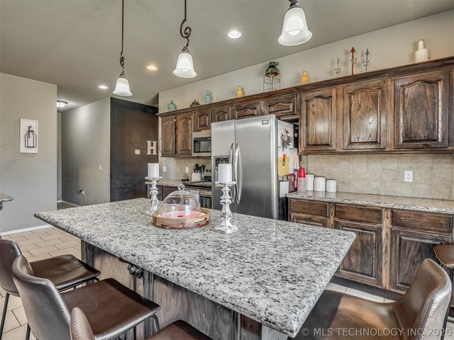 808 N E Street, Eufaula, OK 74432