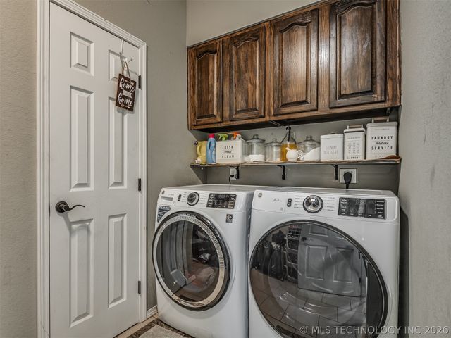 808 N E Street, Eufaula, OK 74432