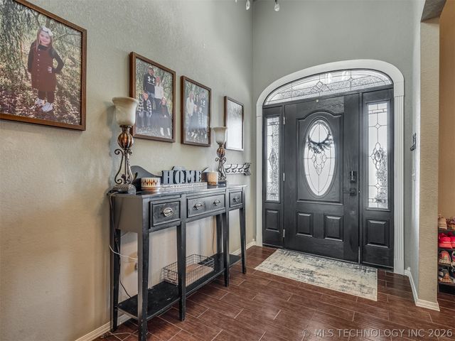 808 N E Street, Eufaula, OK 74432