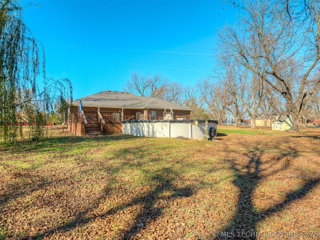 808 N E Street, Eufaula, OK 74432