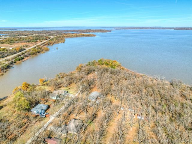 808 N E Street, Eufaula, OK 74432