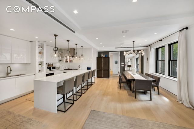 67 Park Avenue 2BC, New York City, NY 10016