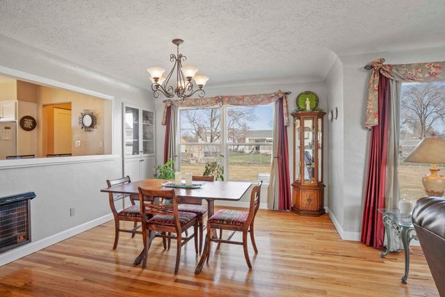 16427 E Riverside Ave, Spokane Valley, WA 99037