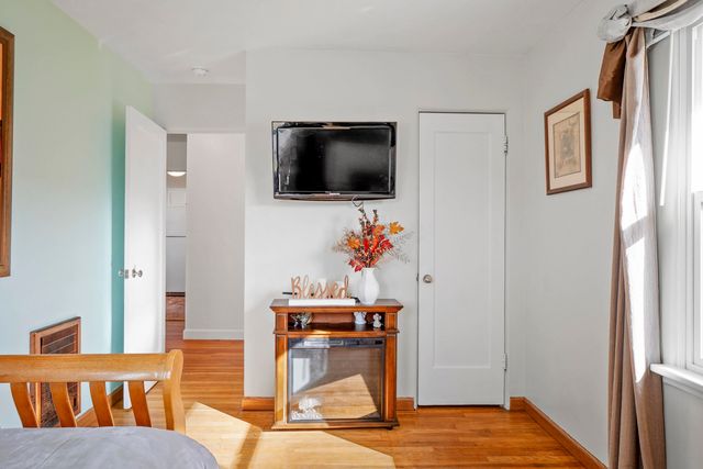 16427 E Riverside Ave, Spokane Valley, WA 99037