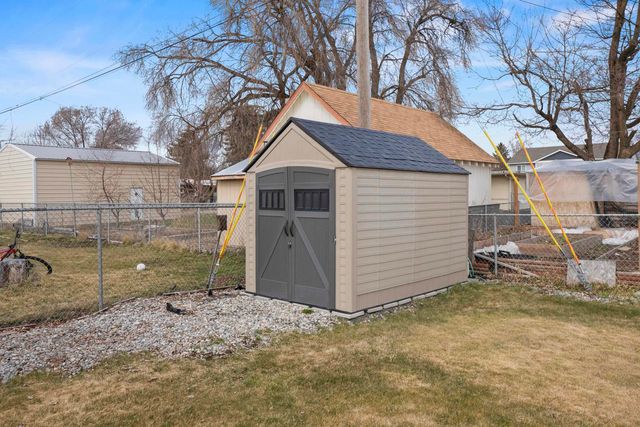 16427 E Riverside Ave, Spokane Valley, WA 99037