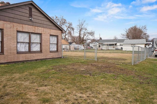 16427 E Riverside Ave, Spokane Valley, WA 99037