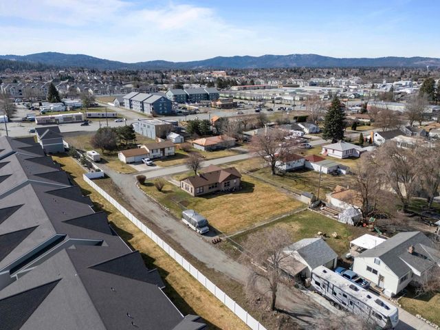 16427 E Riverside Ave, Spokane Valley, WA 99037