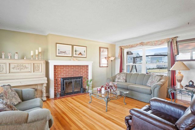 16427 E Riverside Ave, Spokane Valley, WA 99037