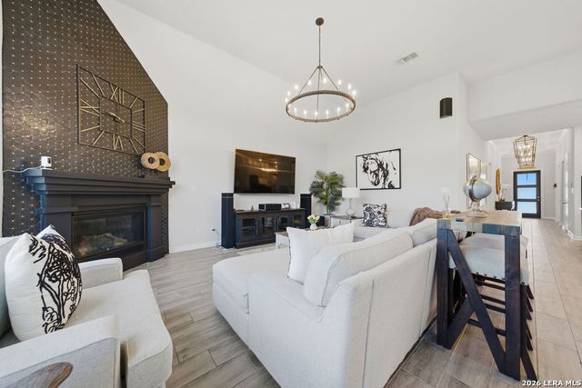 3711 Eliberis, San Antonio, TX 78261