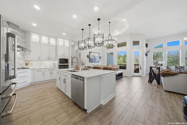 3711 Eliberis, San Antonio, TX 78261