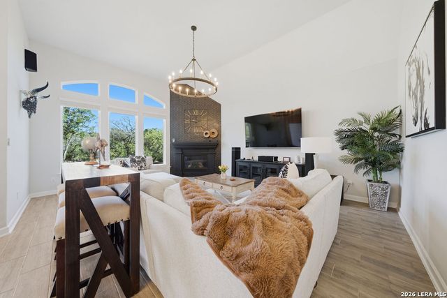 3711 Eliberis, San Antonio, TX 78261