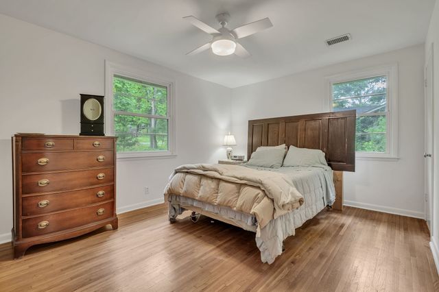 1008 Downey Dr, Nashville, TN 37205