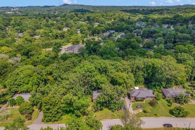 1008 Downey Dr, Nashville, TN 37205