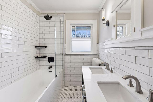 5051 Lyndale Avenue S, Minneapolis, MN 55419